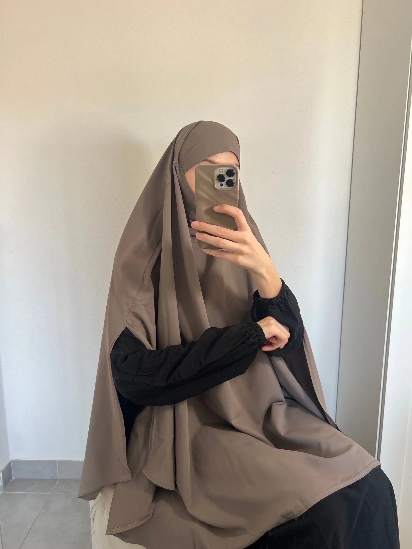 Khimar à fente -Soie de médine Taupe
